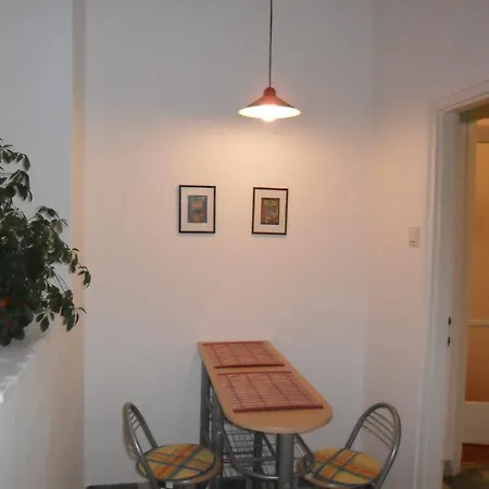 Central Apartman *