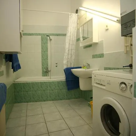 Central Apartman *