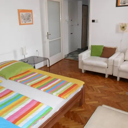 Apartmán Central Apartman *